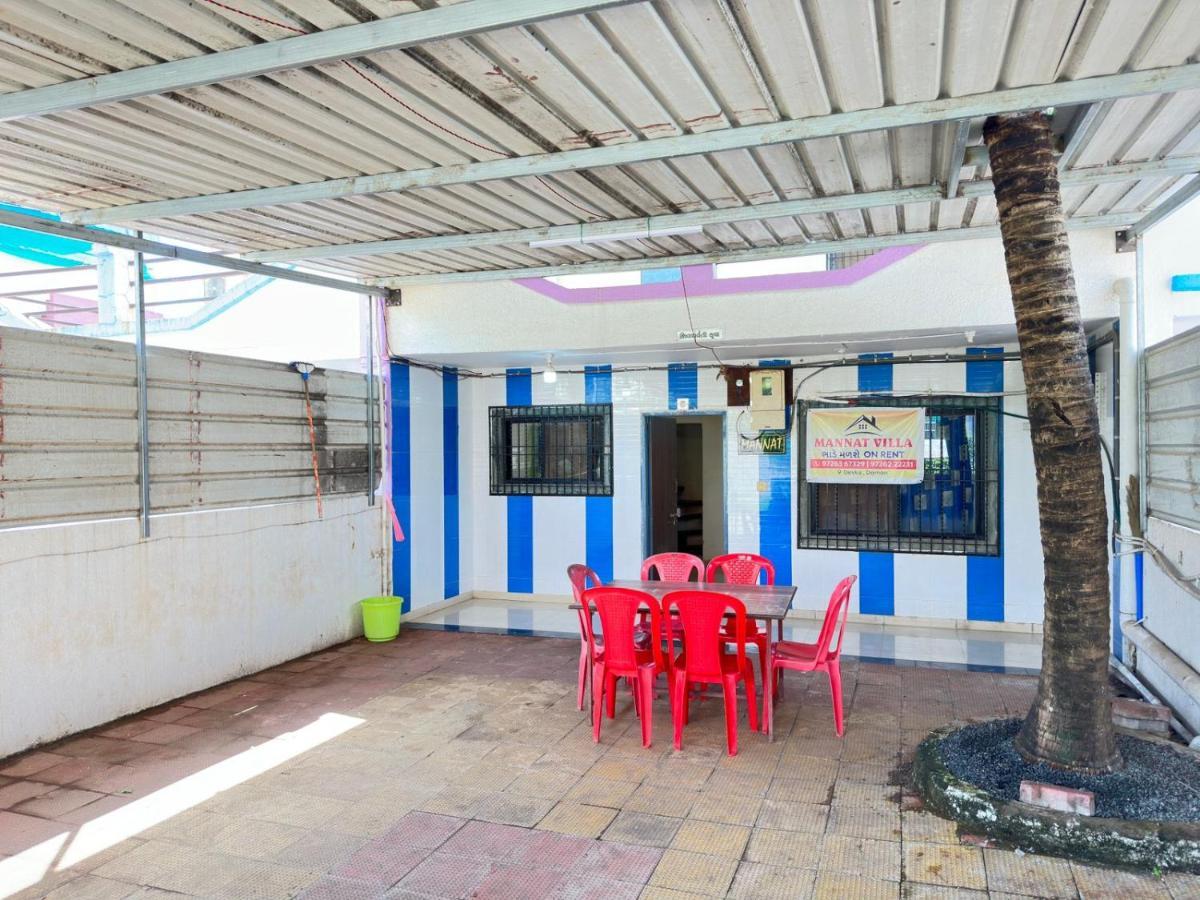 Mannat Villa 2Bhk Daman Exterior photo